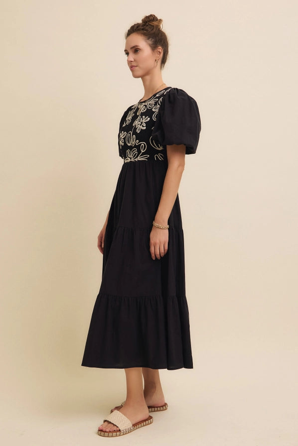 Abstract Embroidery Bubble-Sleeved Midi Dress