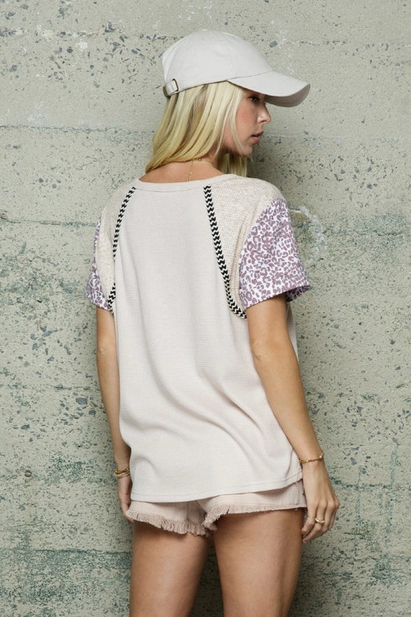 Leopard Print Contrast Short Sleeve Knit Top