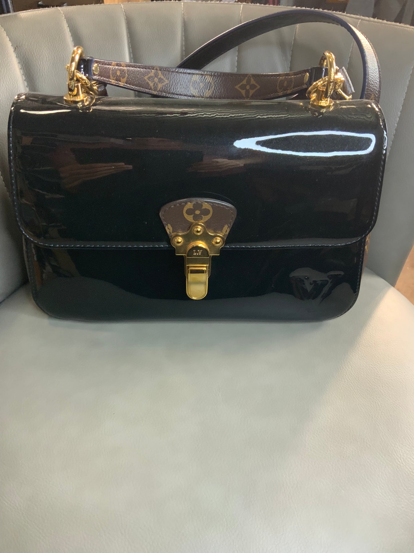 Louis Vuitton Vernis
